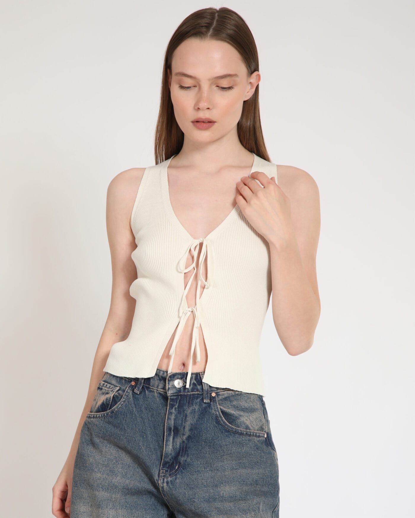 Bej-Yelek-Straps-Top-Woman