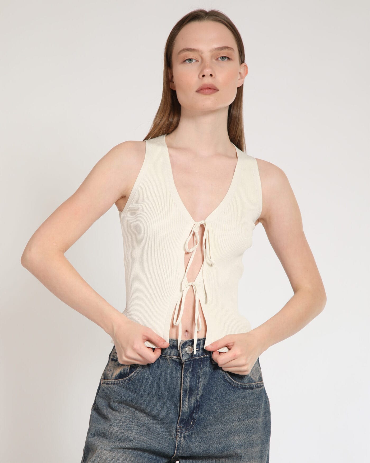 Bej-Yelek-Straps-Top-Woman