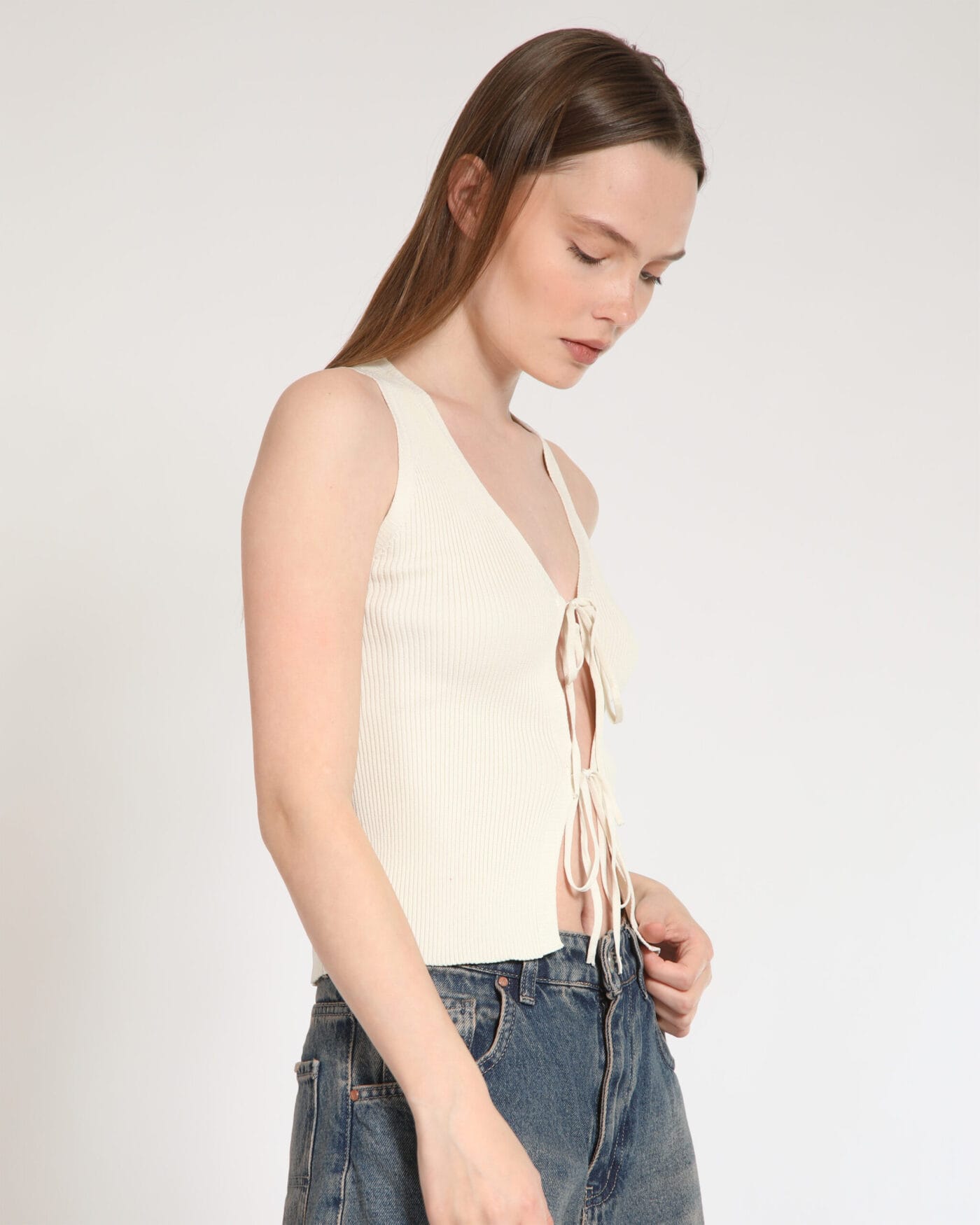 Bej-Yelek-Straps-Top-Woman