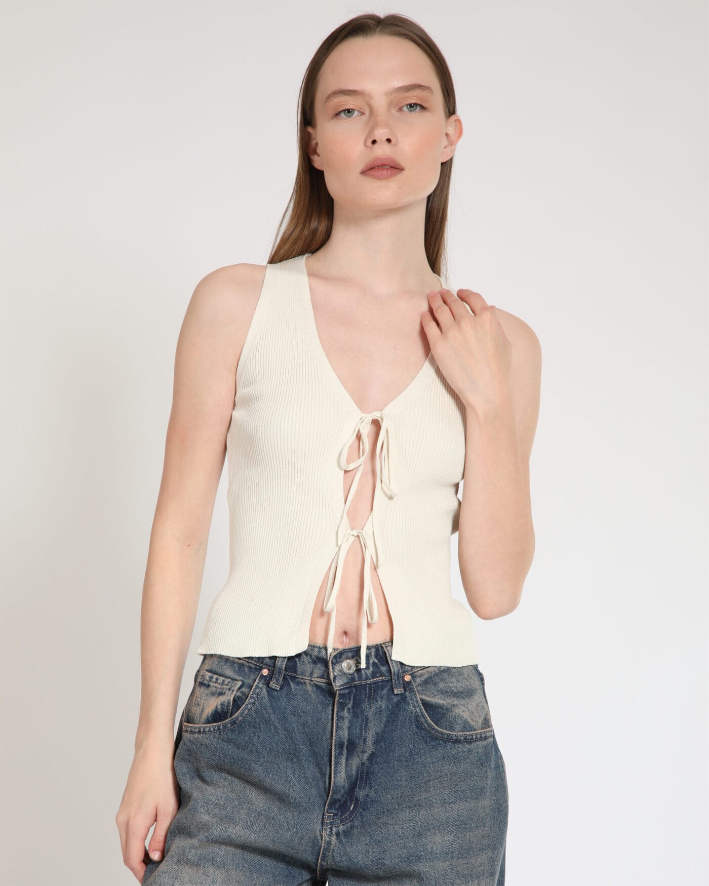 Bej-Yelek-Straps-Top-Woman