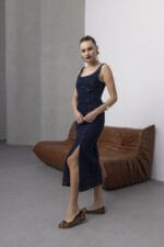 Mavi-Midi-Yirtmacli-Slim-Denim-Elbise-Kadin